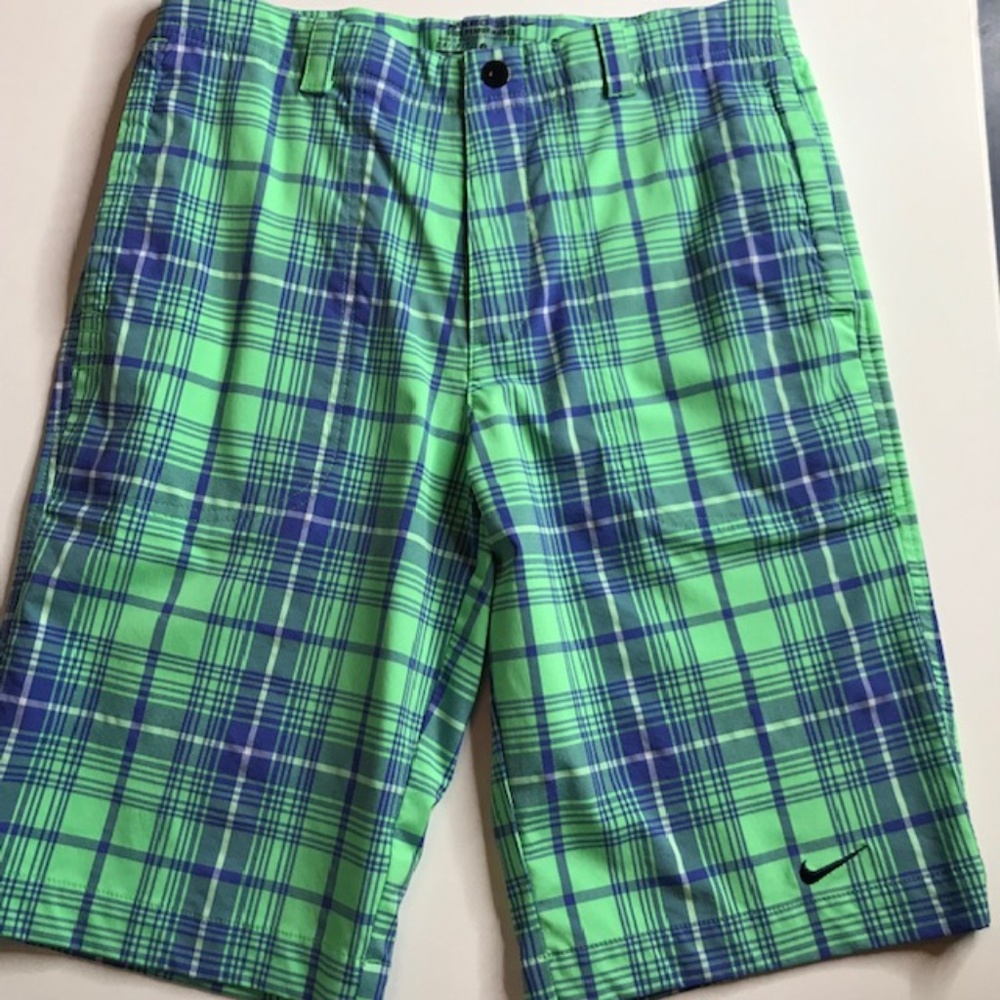 Boy's Nike Golf Shorts-Large